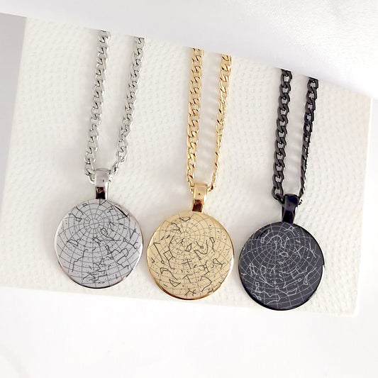 Collier carte des étoiles personnalisé pour elle et lui