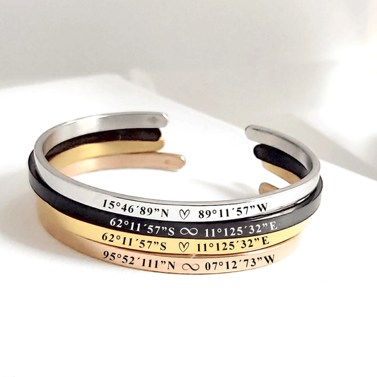 Custom coordinates personalized bangle bracelet - mobimomentos