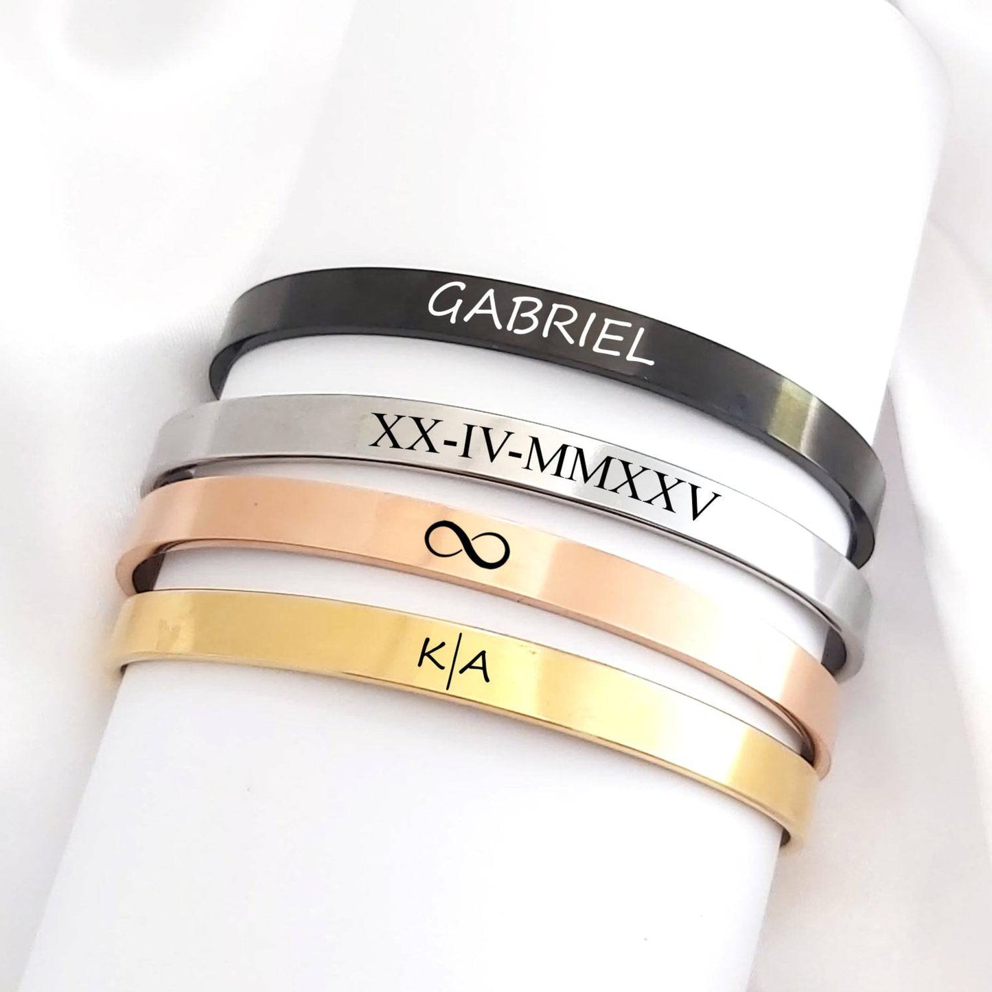 Personalized bangle bracelet for men - mobimomentos