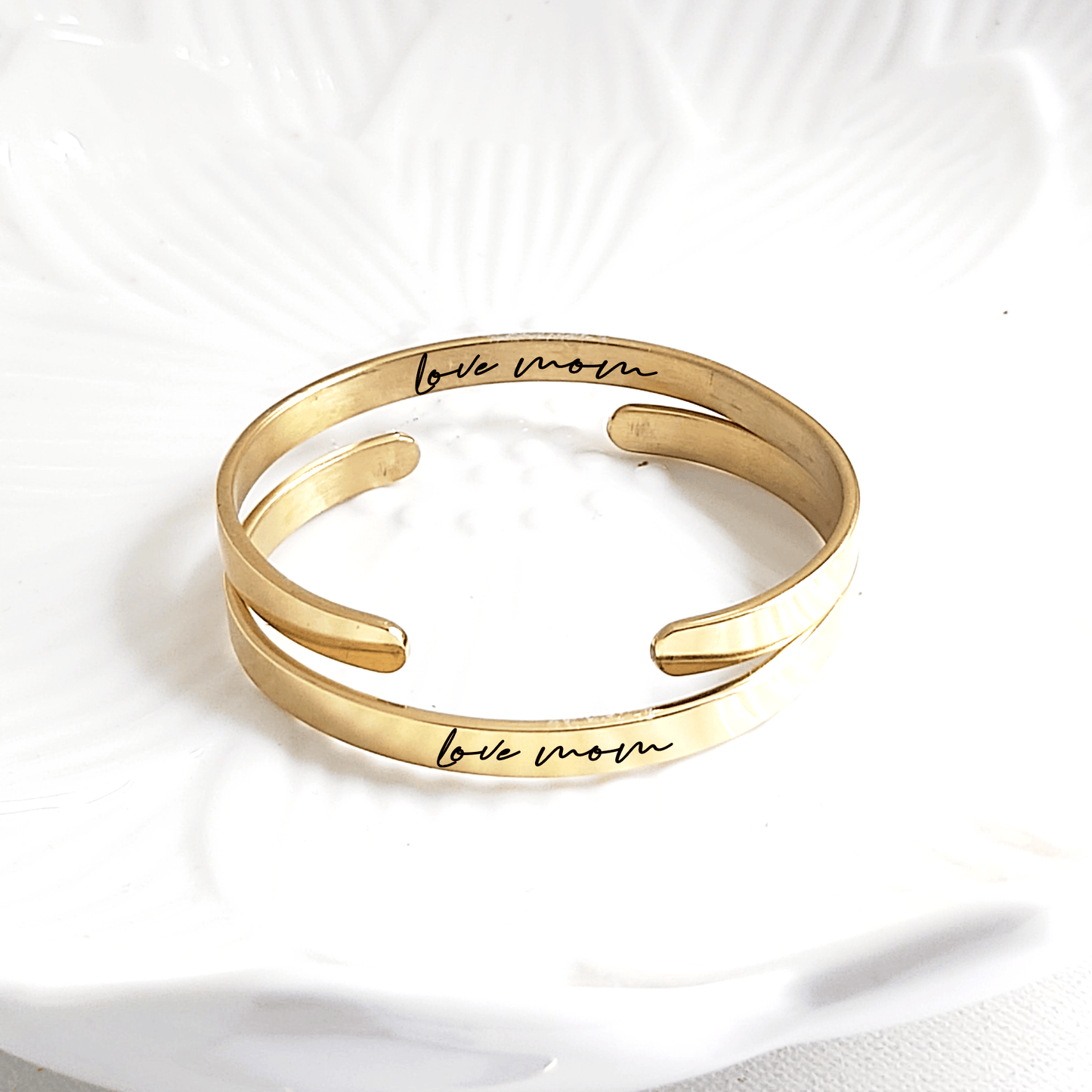 Engraved bangle bracelet with own handwriting - mobimomentos