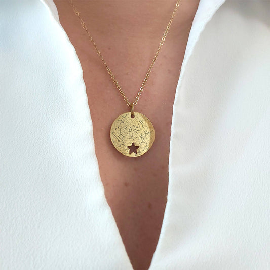 Anniversary custom star map necklace for girlfriend - mobimomentos