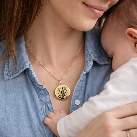 Personalized Birth flower bouquet locket with photo for woman.
