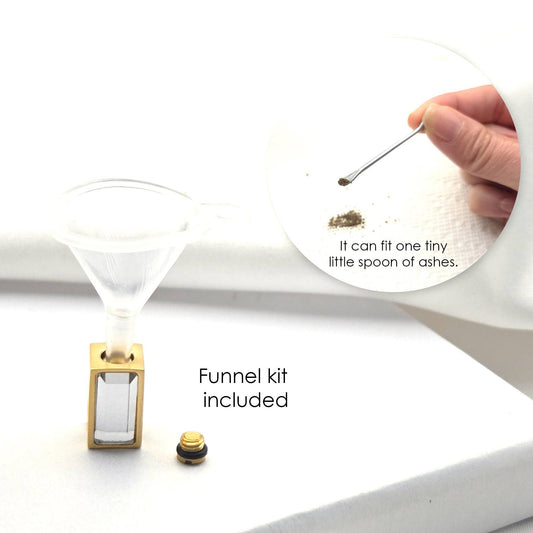 Custom cremation tiny crystal urn necklace for ashes. - mobimomentos