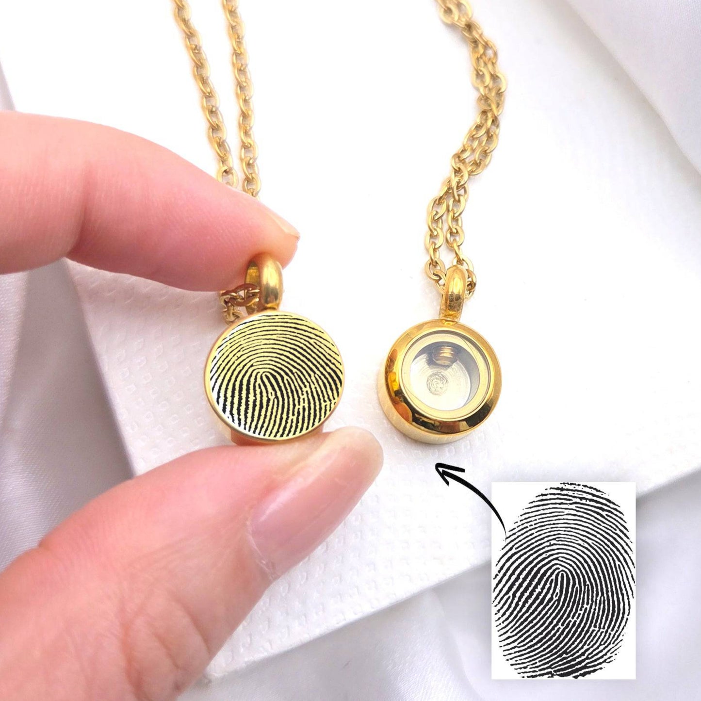 Memorial thumbprint urn necklace for human ashes. - mobimomentos
