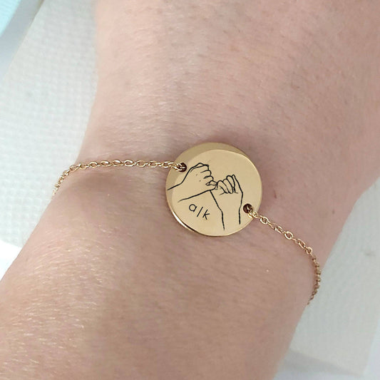 Custom pinky promise bracelet for best friend - mobimomentos