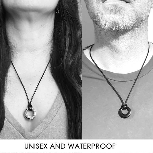 Personalized cremation infinity urn necklace for ashes. - mobimomentos