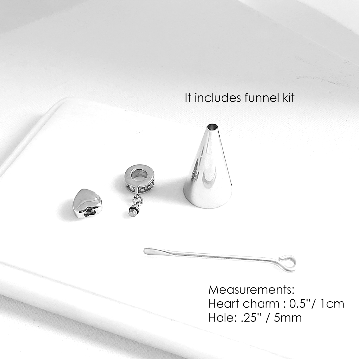 Fingerprint cremation dangling heart urn charm for bracelet for ashes. - mobimomentos