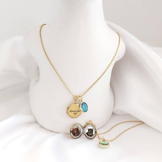 Personalized kids tiny locket with photo. - mobimomentos