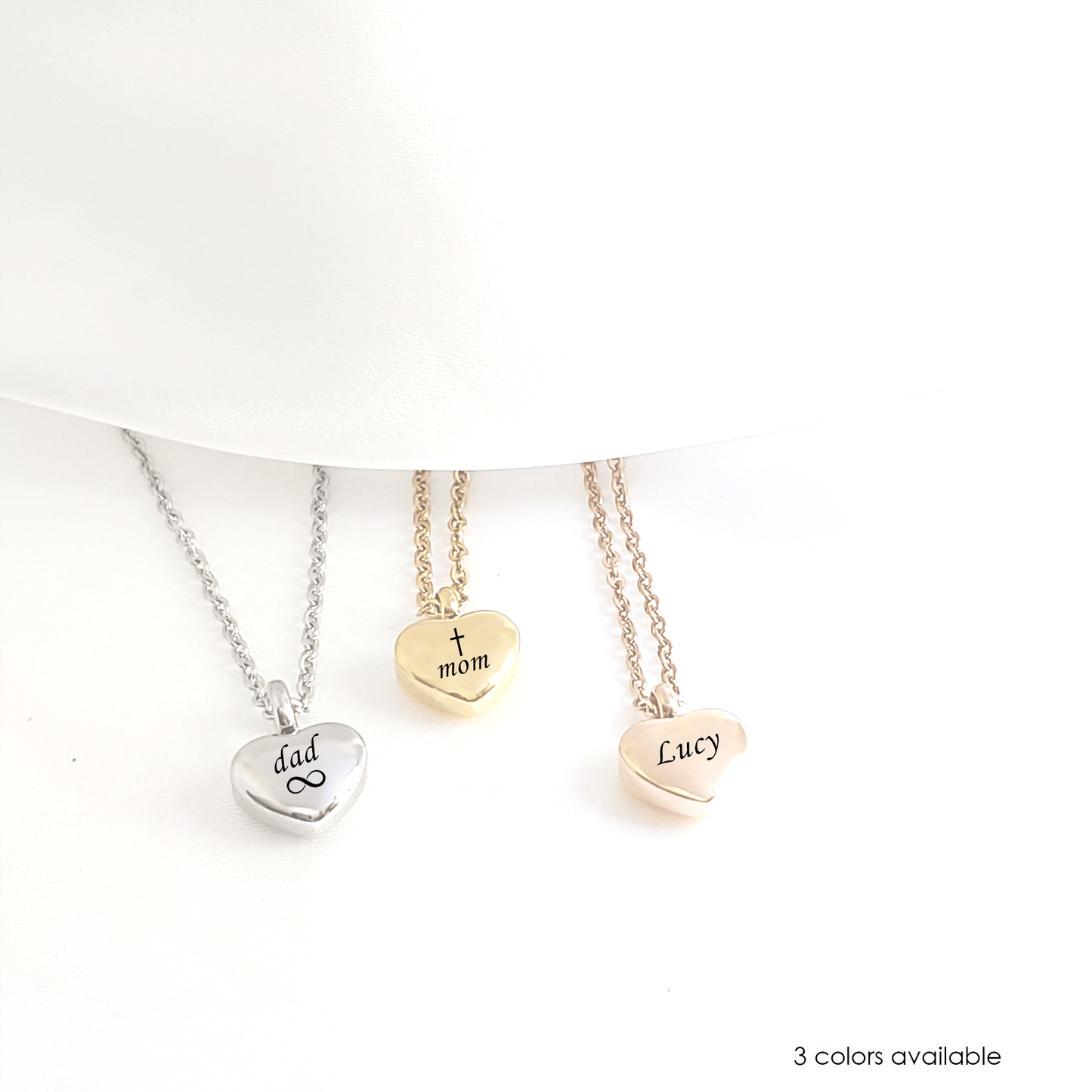 Engraved cremation heart urn necklace for ashes. - mobimomentos