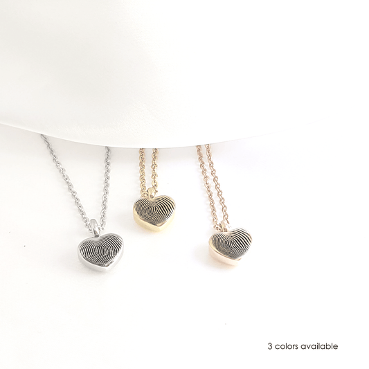 Personalized thumbprint heart urn necklace for human ashes. - mobimomentos