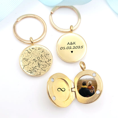 Anniversary star map keychain locket the day you met.