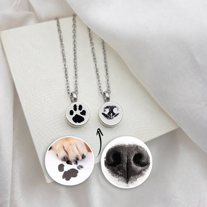 Collier d'urne funéraire personnalisé avec empreinte de patte pour cendres ou cheveux.