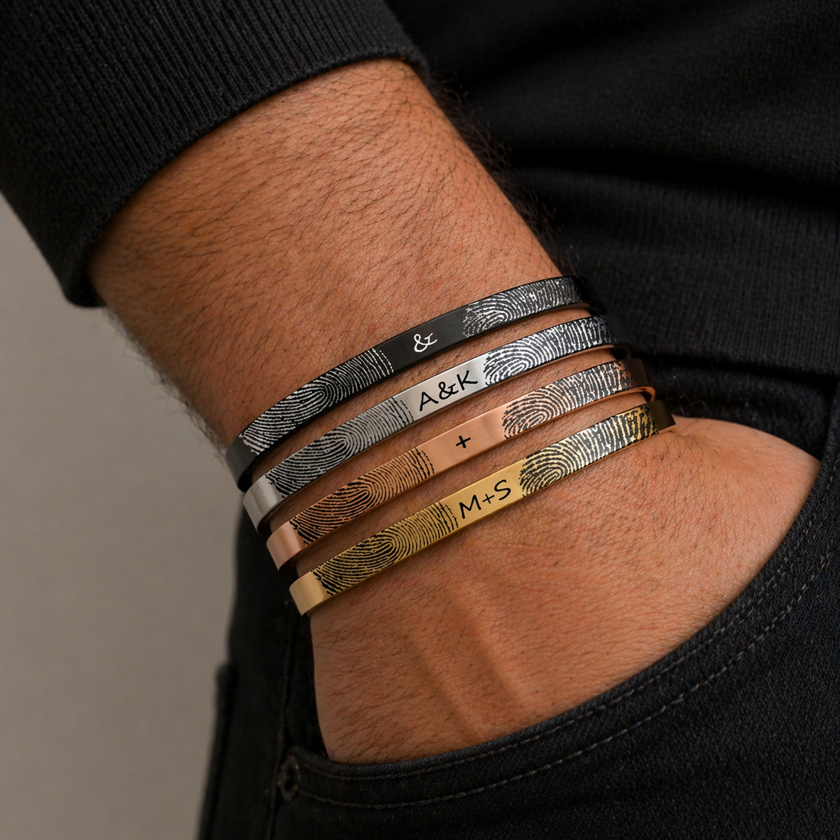 Pulsera de huellas dactilares personalizada para hombres y mujeres.