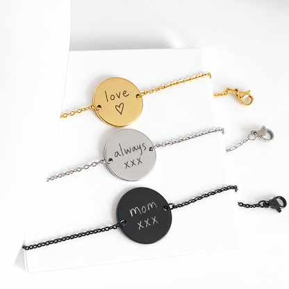 Pulsera de monedas con escritura a mano real