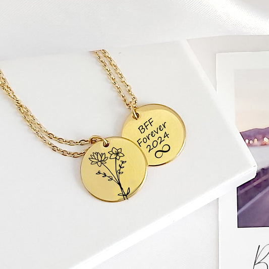 Personalized birth flower bouquet necklace for best friends.