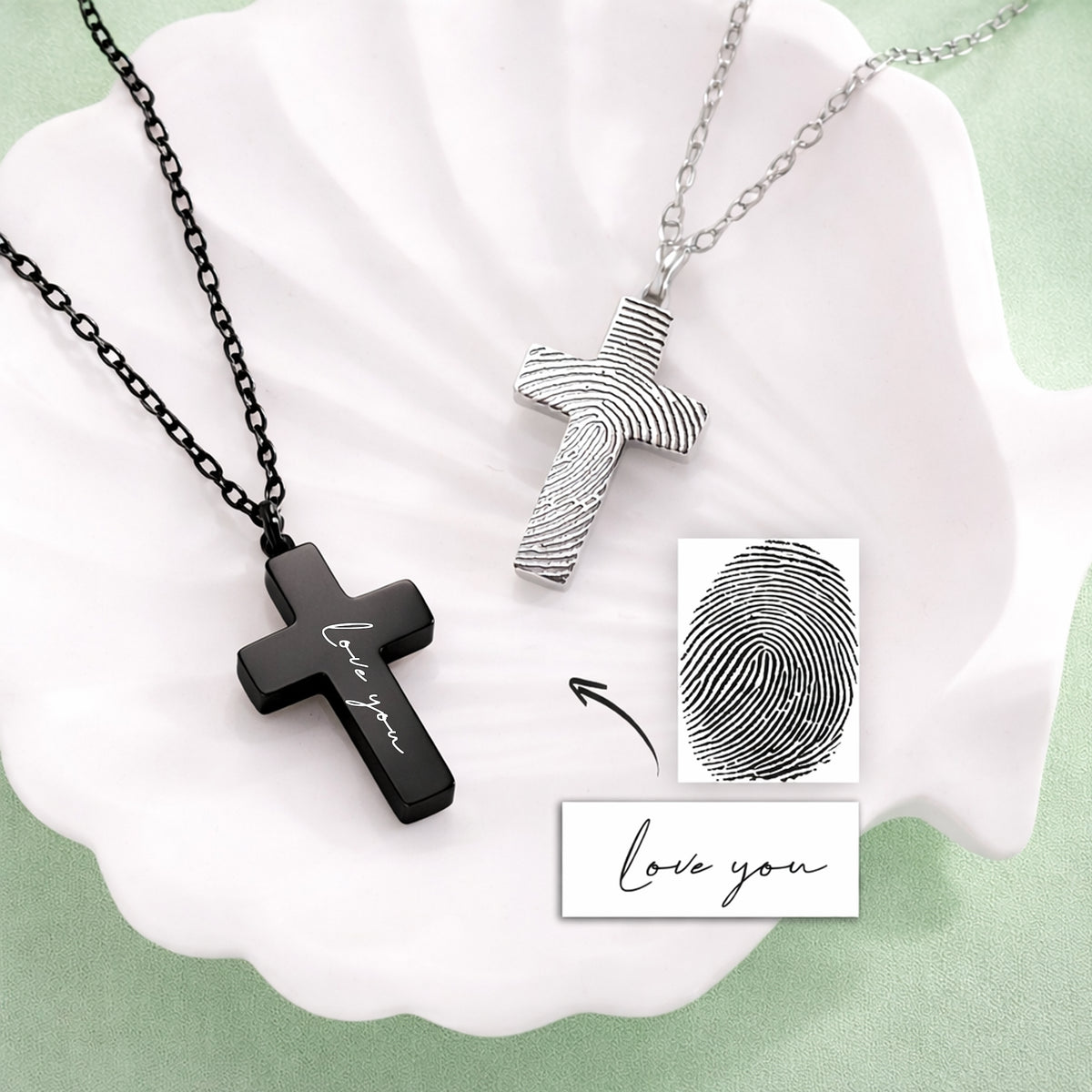 Collier d'urne personnalisé avec empreinte digitale pour cendres humaines.