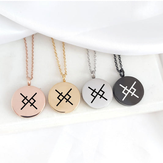 Eternal love Viking love symbol locket with photo for her and him. - mobimomentos