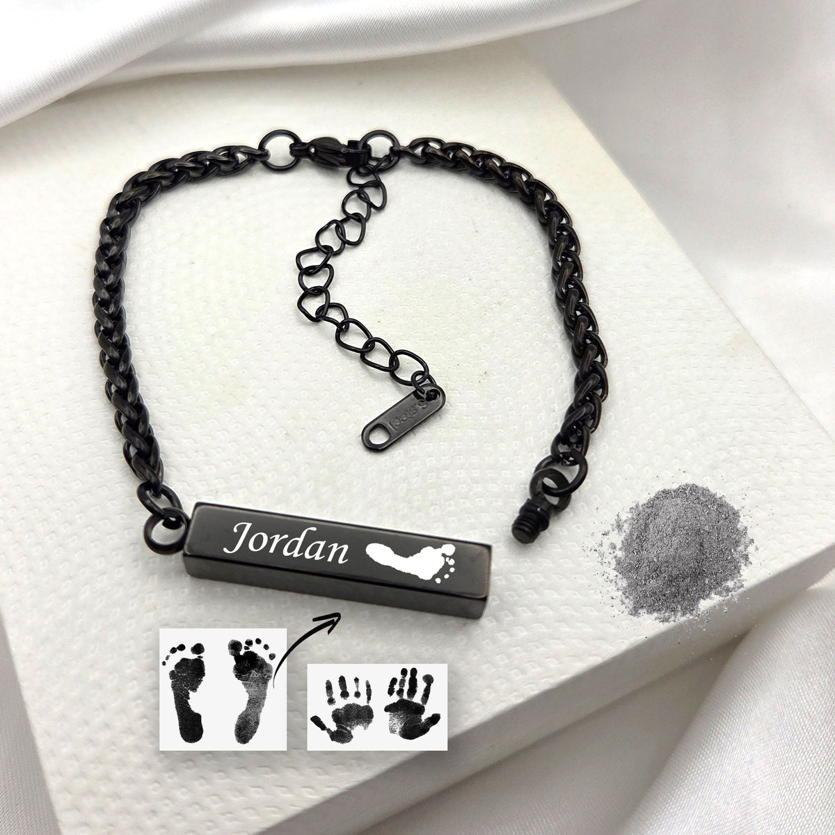 Bracelet urne gravé personnalisé pour cendres.