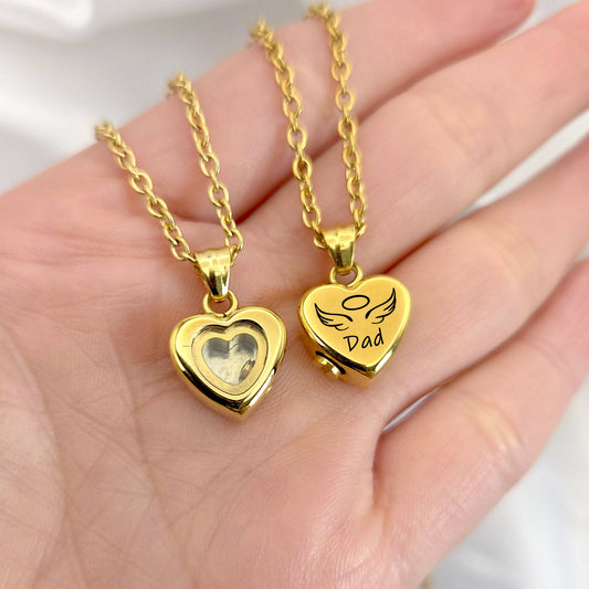 Glass cremation heart urn necklace for human ashes or hair. - mobimomentos