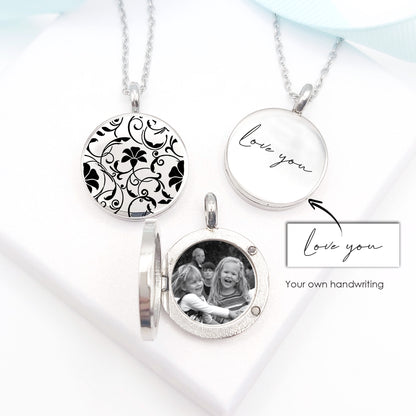 Medallón grabado personalizado con flor de nacimiento para mujer.