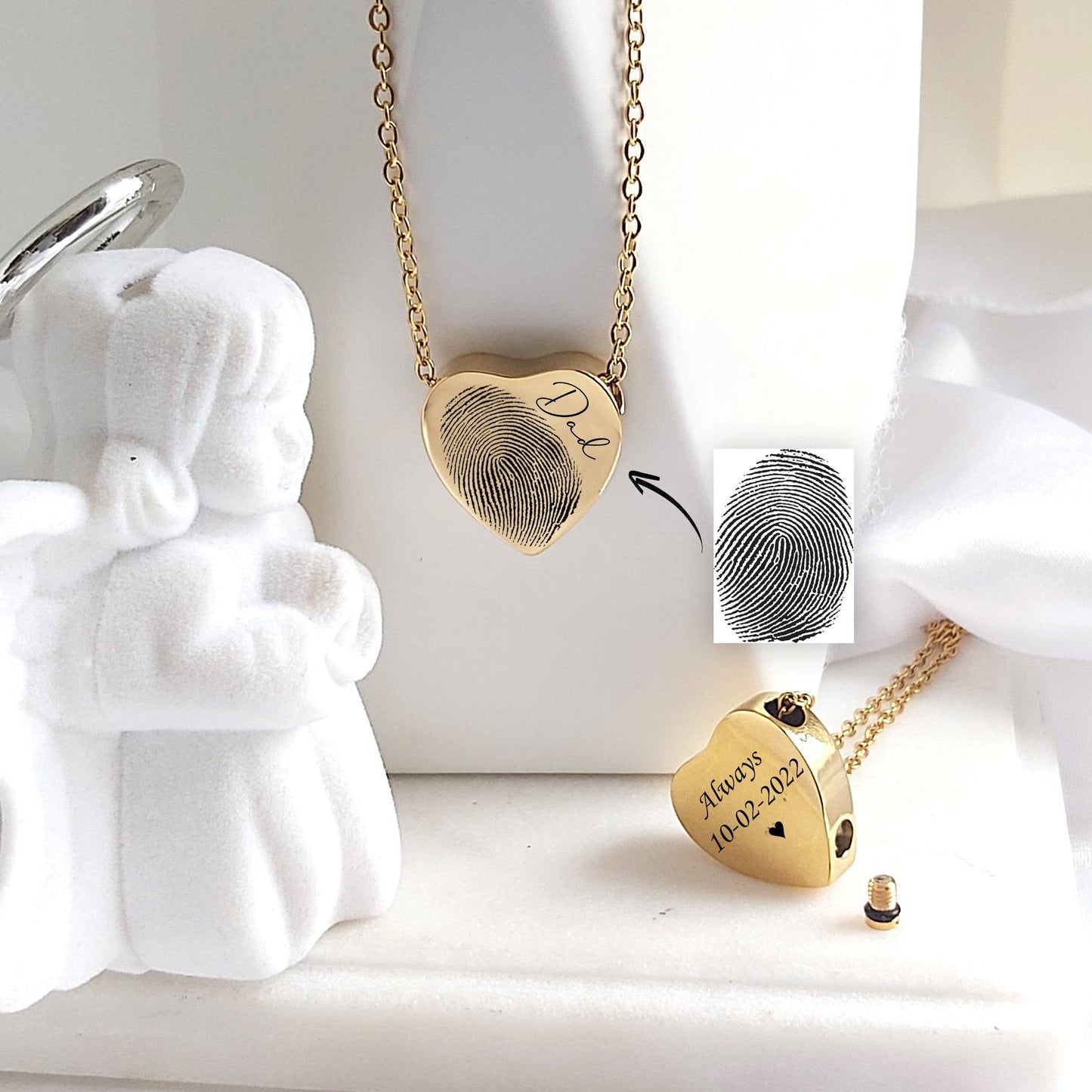 Memorial thumbprint heart urn necklace for human ashes. - mobimomentos