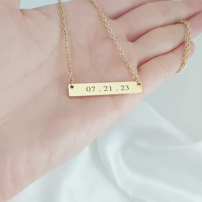 Personalized bar necklace for woman