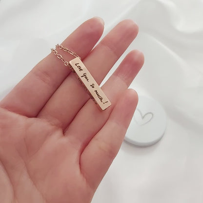 Collar de urna con escritura propia para cenizas humanas.